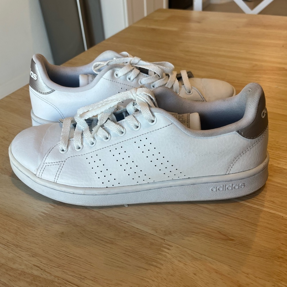 adidas advantage White Leather Sneakers cloudfoam